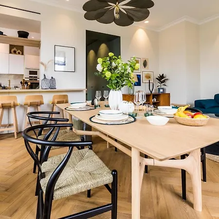 Hygge Keyweek 2 Bedrooms With Parking In Center Apartment *