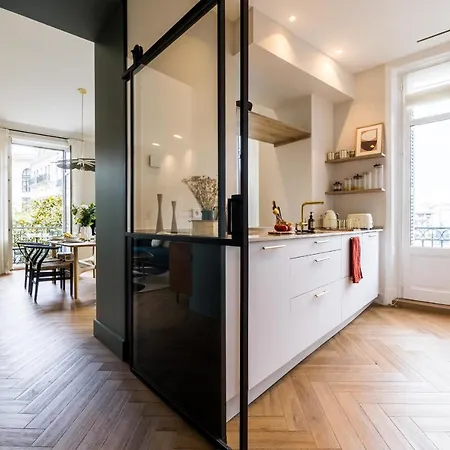 Hygge Keyweek 2 Bedrooms With Parking In Center Апартаменты *