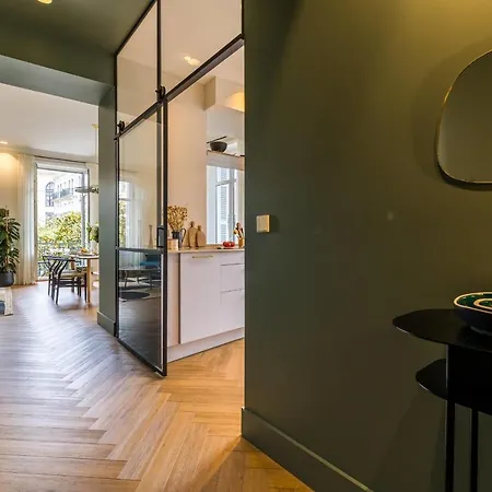 Апартаменты Hygge Keyweek 2 Bedrooms With Parking In Center