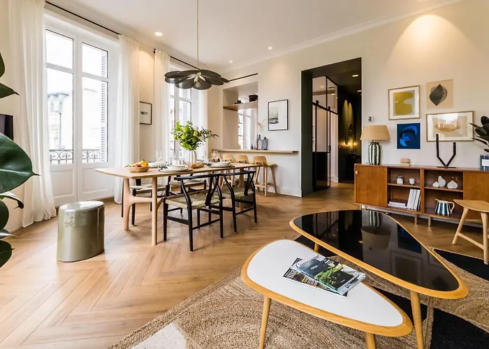 Hygge Keyweek 2 Bedrooms With Parking In Center Apartmán