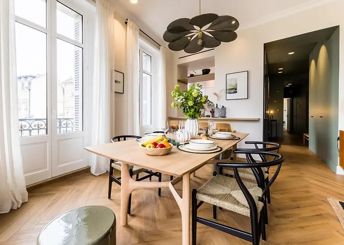 Hygge Keyweek 2 Bedrooms With Parking In Center *