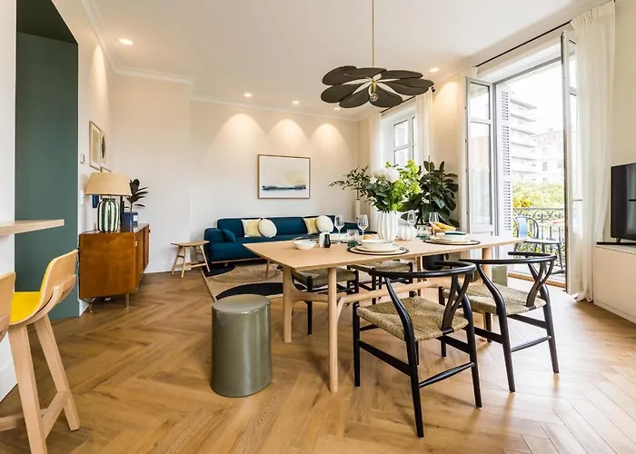 Hygge Keyweek 2 Bedrooms With Parking In Center Apartmán